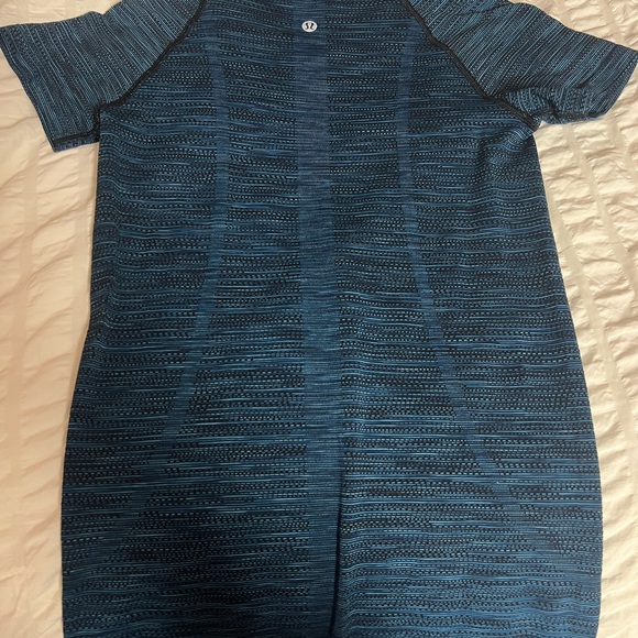 Lululemon Swiftly Tech - Picture 2 of 3